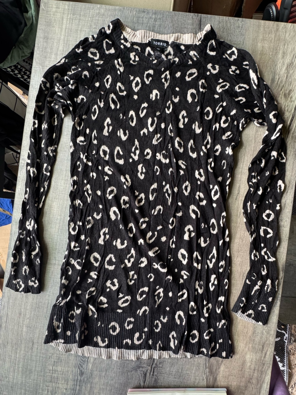 torrid sketchy leopard lightweight sweater sz 0 lg